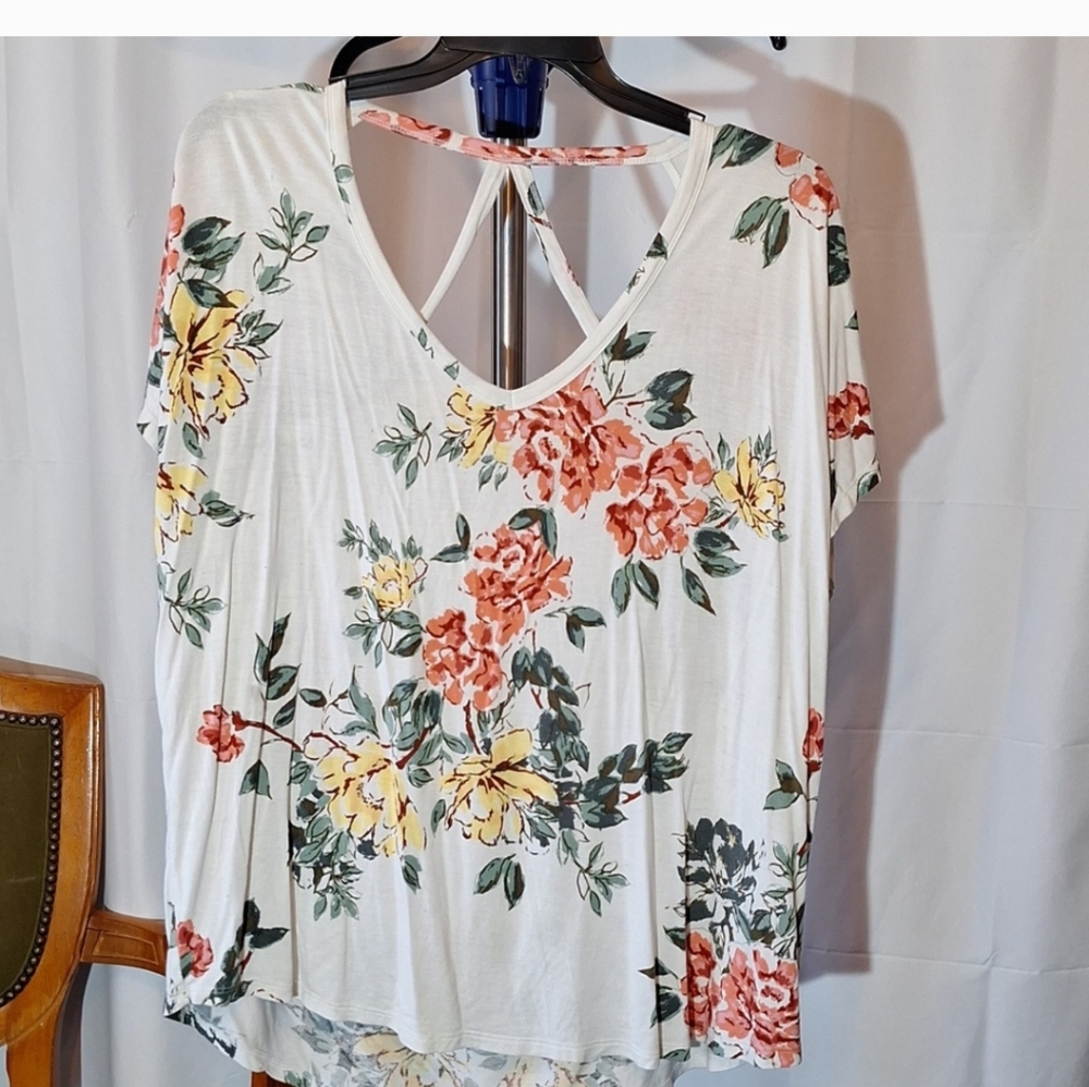 Maurices 2x top